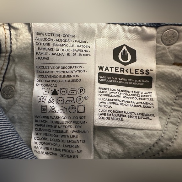 Levi’s Wedgie Icon Jeans - Picture 12 of 12